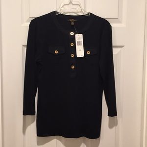 Ralph Lauren classic top Size Medium NWT.